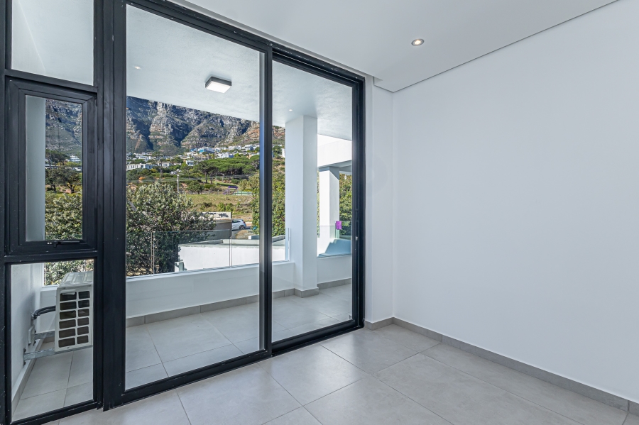 To Let 3 Bedroom Property for Rent in Camps Bay Western Cape
